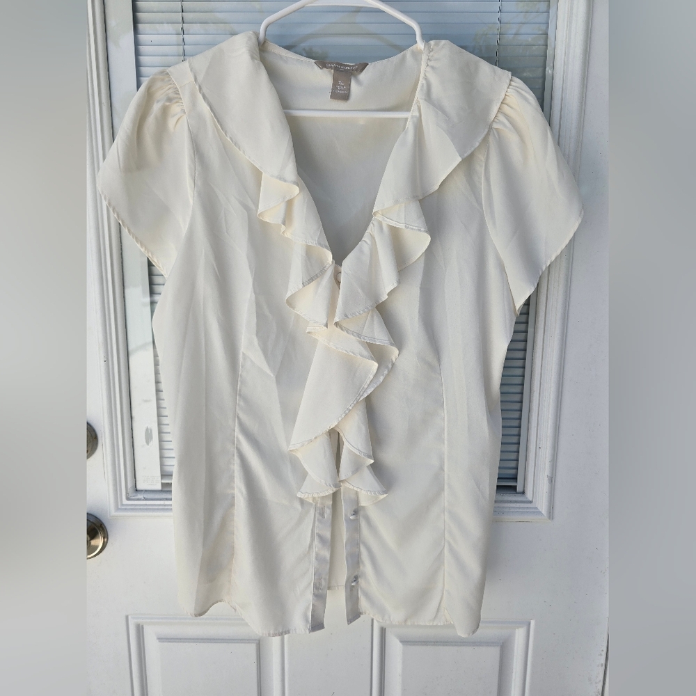 Banana Republic Cream Ruffle Blouse